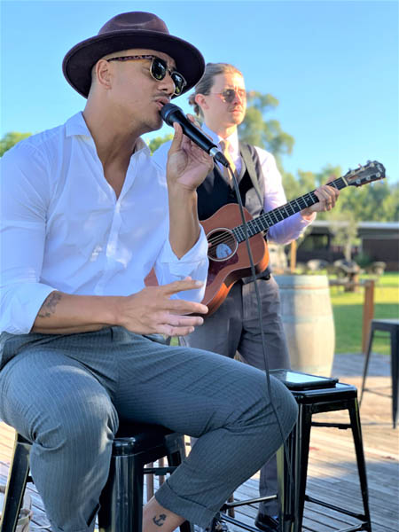 Vibe Acoustic band